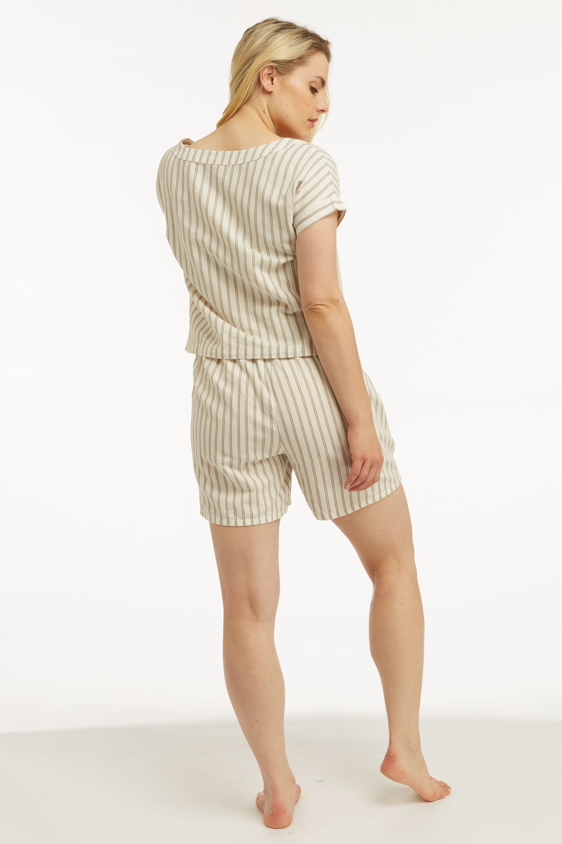 “Beyond Chic” Linen Short - Silver Stripe Shorts Berkanan Official 